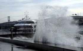İstanbul'da lodos / Bazı İDO seferleri iptal edildi 1 lodos bogaz
