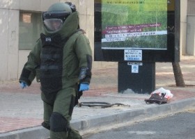 Mecidiyeköy'de bomba paniği 1 mecidiyekoy bomba e1335947860393