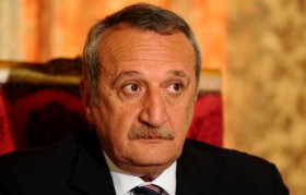 Eski MİT Daire Başkanı Mehmet Eymür'ün, MİT ile Emniyete çalıştığı bilinen iş adamı Tarık Ümit ile 1995 yılında yaptığı görüşmenin, 13 sayfalık orijinal dökümü, faili meçhuller davasının dosyasına Mehmet Ağar ile birlikte girdi.