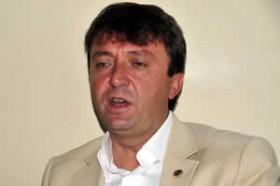 Başkan Mehmet Özmen tiyatroda 1 mehmet ozmen