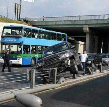 Ciple metrobüs yoluna girdi 1 metrobusyolu cip e1271410977381