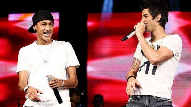Neymar Gusttavo Lima ile sahnede (Video) 1 neymar sarki