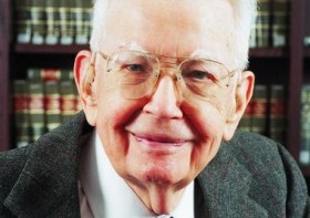 En yaşlı Nobel ödülü sahibi öldü 1 nobel odullu ingiliz ronald coase