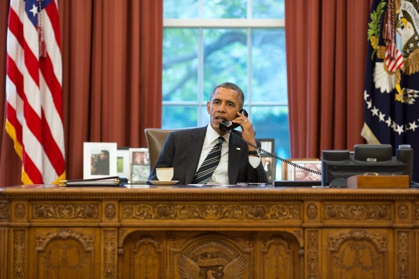ABD'li gazetecinin iddiası: Obama, Erdoğan ile telefonda bile konuşmuyor 1 obama telefon 09234722