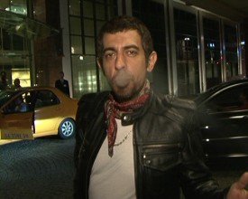 Okan Bayülgen ve Cem Yılmaz hakkında suç duyurusu 1 okan bayulgen sigara