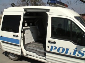 Karısını yatakta öldürdü 1 olay yeri 1