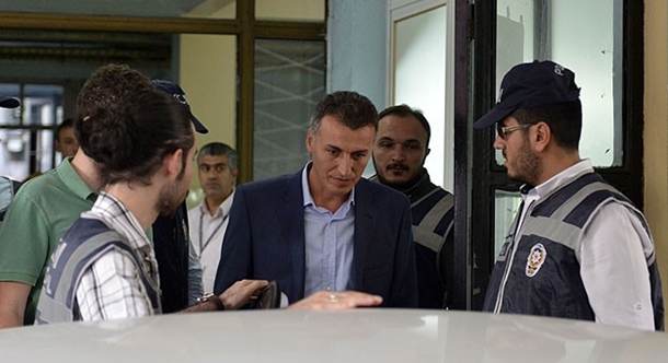 Emniyet'te gözaltılar devam ediyor! 17 polis daha adliyeye sevk edildi 1 paralel yapi operasyon