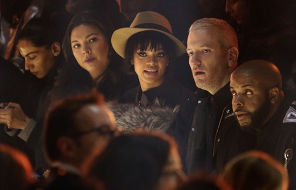 Paris Moda Haftası'nın Konuğu Rihanna 1 rihanna paris moda haftasi 22014