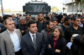 selahattin demirtas gultan diyarbakir