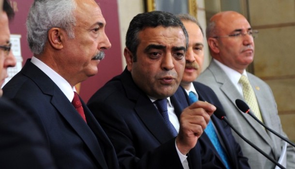 CHP'li Tanrıkulu: Yaşam hakkı İdris Naim Şahin'e emanet edilemez 1 sezgin tanrikulu basintoplantisi
