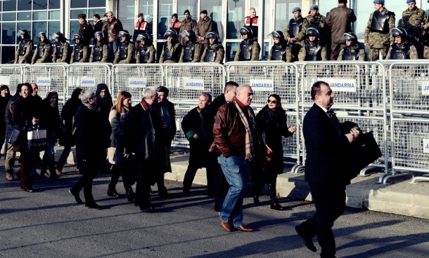 ÇHD davası bugün başlıyor! Binlerce avukat Silivri'de 1 silivri chd durusma avukatlar