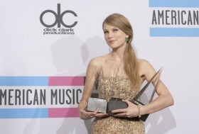 taylor swift amerikan muzik odulleri