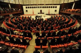 "AKP'de 15 milletvekili istifa edecek" iddiası 1 tbmm genel kurul 2011