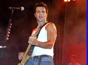 Teoman müziğe geri dönüyor / Magazin Haberleri 1 teomankonser