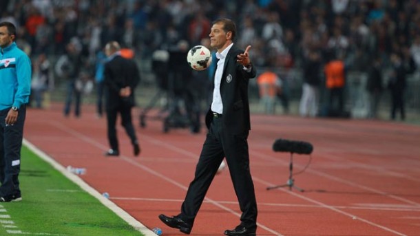 Son Dakika : UEFA Slaven Bilic'e 1 maç ceza verdi! 1 uefa slaven bilic karari 1 bir mac ceza arsenal besiktas