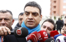 Umut Oran'dan "Başbakanlık Sarayı" sorusu 1 umut oran 230984 e1368013605706
