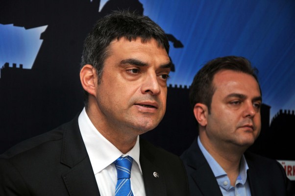 Umut Oran: Erdoğan 30 Mart'ı göremeden siyasetten çekilir 1 umut oran antalya 9327422