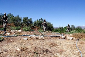 Terör örgütü operasyonunda 6 tutuklama! 1 van teror operasyonu