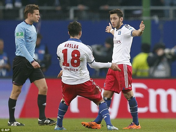 hakan calhanoglu leverkusen shalce 1 0