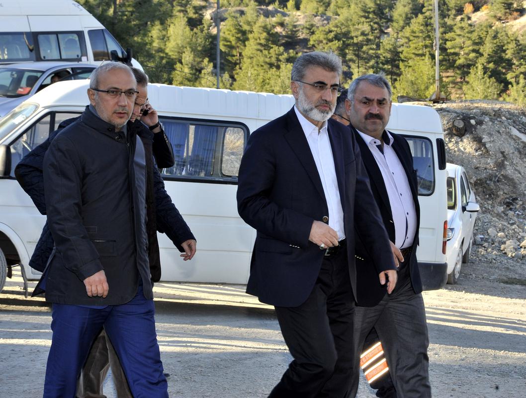 Faciadan sonra oy avcılığı mı? Ermenek'teki esnafın bile kredi borçları ertelendi 1 taner yildiz ermenek 29834722
