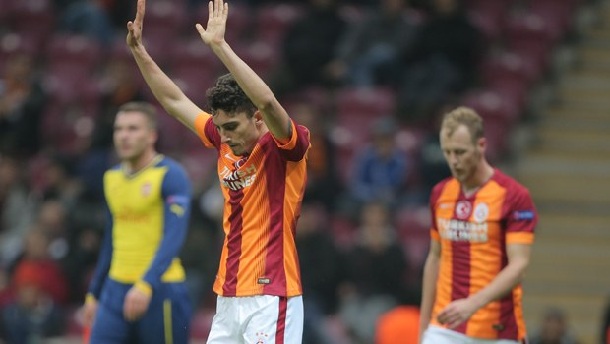 Galatasaray'dan buruk veda... Galatasaray 1-4 Arsenal 1 galatasaray arsenal 4 1 sampiyonlar ligi en cok gol yeme rekoru besiktas 2000 2001 podolski ramsey