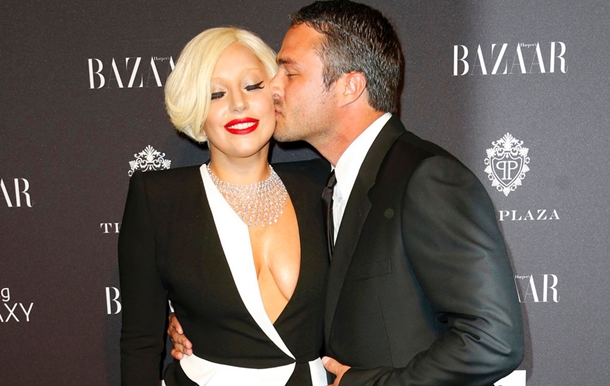 Lady Gaga Taylor Kinney evleniyor