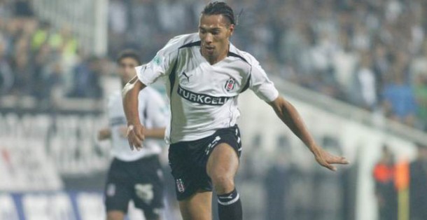 "Beşiktaşlı yönetici John Carew transferinde 600 bin doları cebe attı" 1 carew transferi