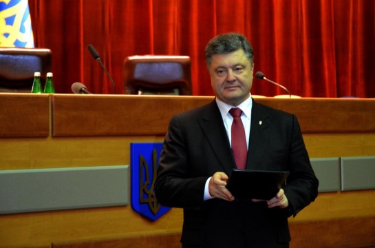 Poroşenko: Ukrayna Kırım'dan vazgeçmeyecek 1 porosenko meclis