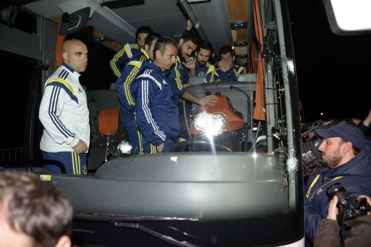 fenerbahce otobusu saldiri