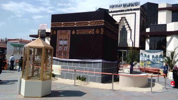 Üsküdar Belediyesi'ne "Kabe maketi" tepkisi 1 kabe maketi