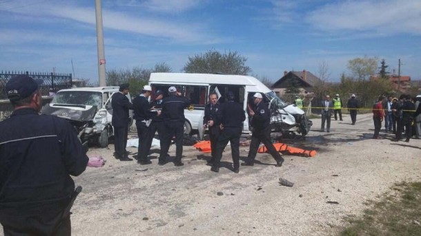 Konya'da trafik kazası: 4 ölü 11 yaralı 1 konya kaza ogrenci