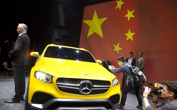 Çin'den Mercedes'e 57 milyon dolar ceza! 1 Otomobil Haberleri, Türkiye ve Dünya’nın en objektif gazetesi NationalTurk ile takip edin. Otomotiv ile ilgili Son Dakika Haberleri için tıklayın.