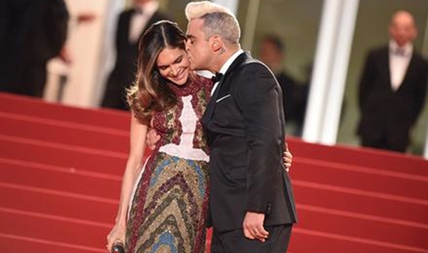 Robbie Williams'tan kırmızı halı öpücüğü 1 robbie wiliams cannes