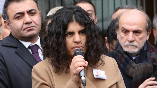 Abdullah Öcalan'ın yeğeni Dilek Öcalan mecliste 1 dilek ocalan