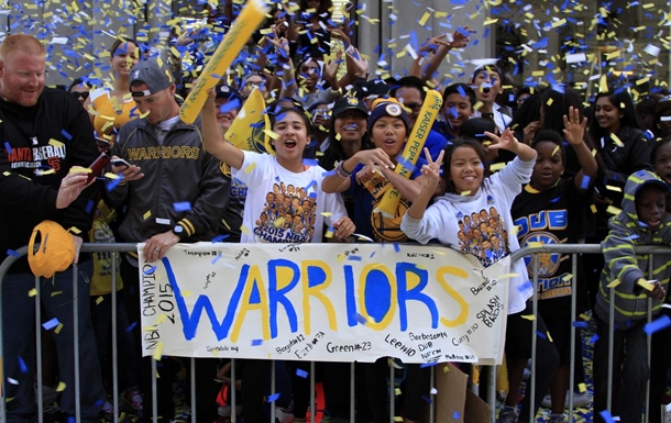 NBA şampiyonu için gurur yürüyüşü (Foto Galeri) 1 nba sampiyonu golden state