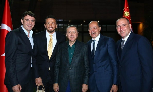 Enes Kanter'den Erdoğan fotoğraflı olay paylaşım 1 erdogan basketbolcular
