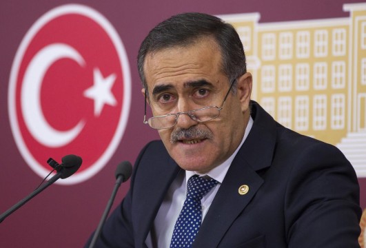 İhsan Özkes konuştu: Benim sorunum CHP'nin sırtından geçinenlerle 1 ihsan ozkes aciklama