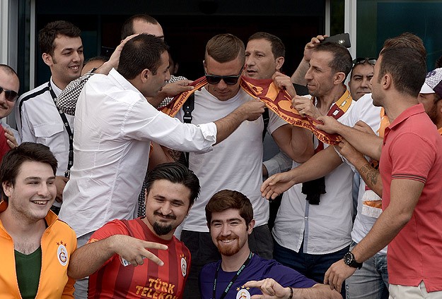 Lucas Podolski İstanbul'da 1 lucas podolski istanbul