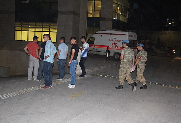 Şehit Uzman Çavuş Yasin Ak toprağa verildi 1 Şehit Uzman Çavuş