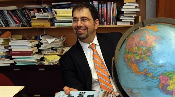 "Avrupa ekonomisi iç patlamaya doğru ilerliyor" 1 daron acemoglu