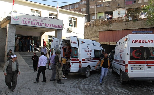 hakkari bombali saldiri asker sehit