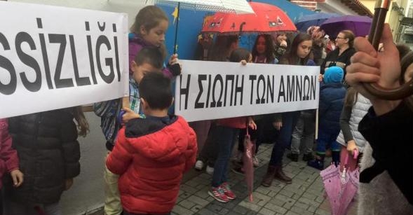 Yunanistan'da Türk öğrencilerden boykot 1 iskece okul