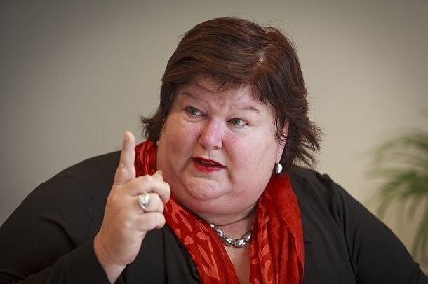 maggie de block coca cola belcika yasa tasarisi