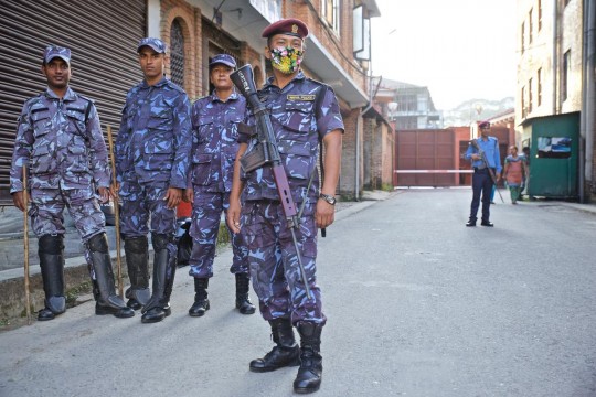 Nepal'de yeni başbakan belli oluyor 1 nepal askerler