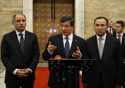 Başbakan Davutoğlu'dan Tahir Elçi açıklaması 1 davutoglu ala bozdag
