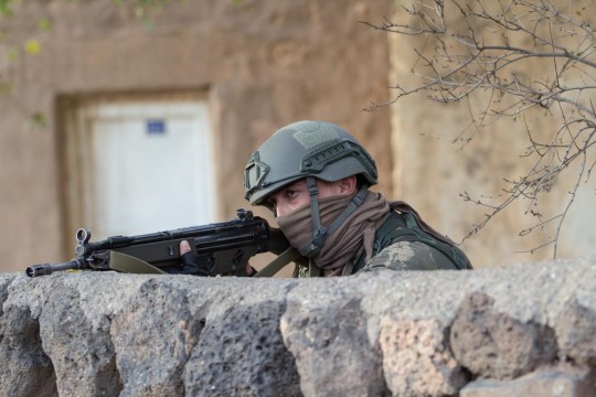 Valilikten Derik açıklaması: 15 PKK'lı öldürüldü 1 asker operasyon