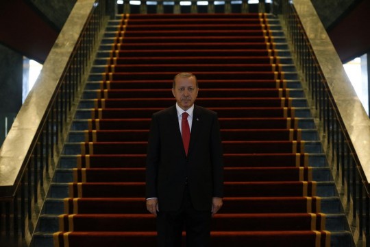 Guardian'da çarpıcı yazı: Erdoğan'ın imparatorluk hayalleri... 1 erdogan ak saray