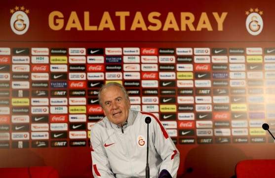 Galatasaray'da yine Grosskreutz krizi 1 mustafa denizli basin toplantisi