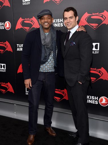 Batman v Superman: Dawn of Justice filminin prömiyeri yapıldı 16 batman superman 03