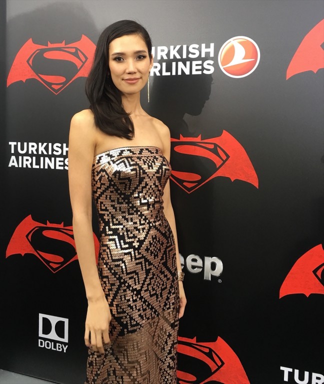 Batman v Superman: Dawn of Justice filminin prömiyeri yapıldı 14 superman 01